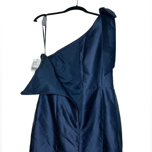 NWT Alfred Sung Bow One-Shoulder Satin Trumpet Gown in Navy, D794, Size 12R - Picture 10 of 15